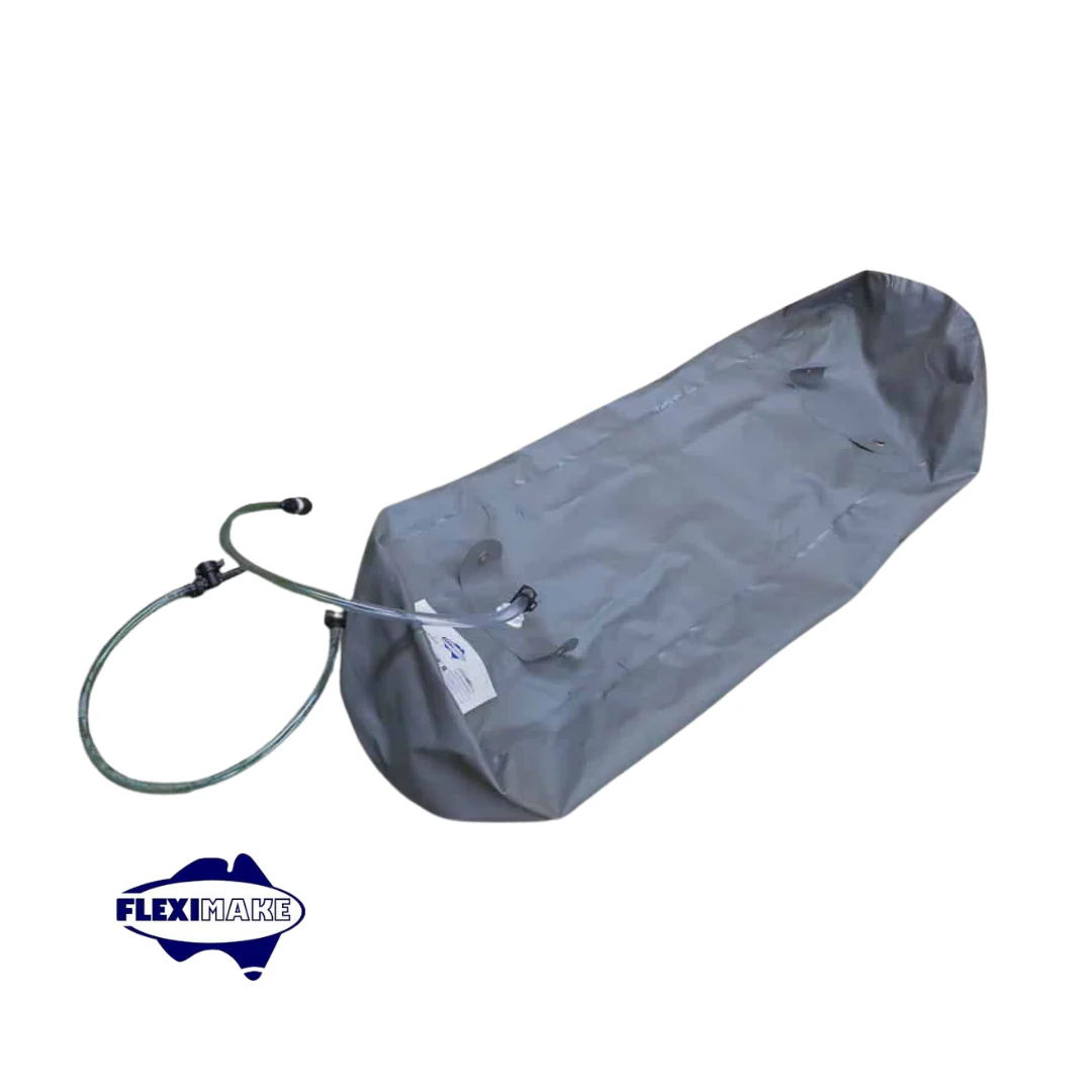 SUV 4x4 4WD Water and Diesel Bladders